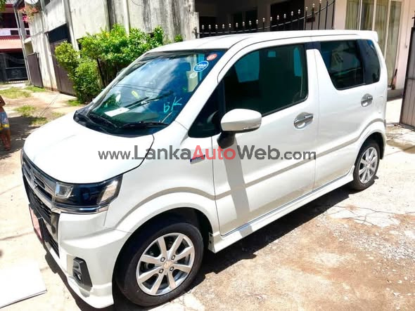 2025 Suzuki – Custom ZX Grade
