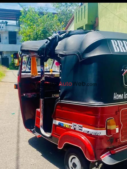 සුපිරියක් සොයන්නෙකුට  ????