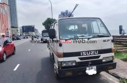 ISUZU Crew Cab