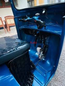 Brand /model bajaj RE 2 stork